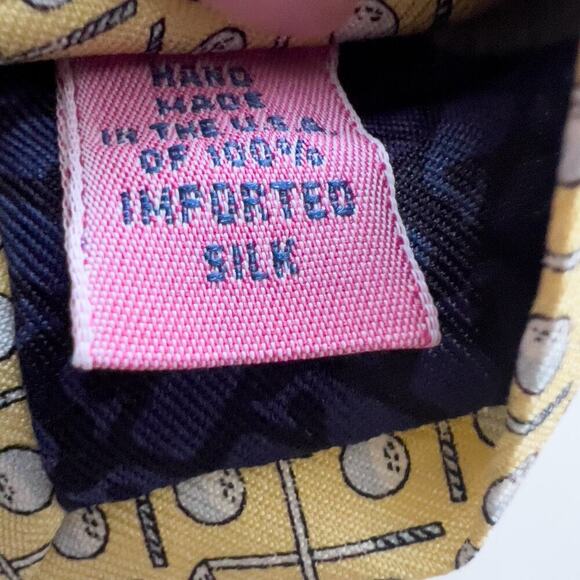 Vineyard Vines Tie Silk Gold Club Balls Yellow Silk USA - Picture 4 of 6